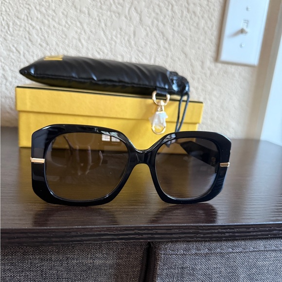 Fendi Sunglasses main image 4